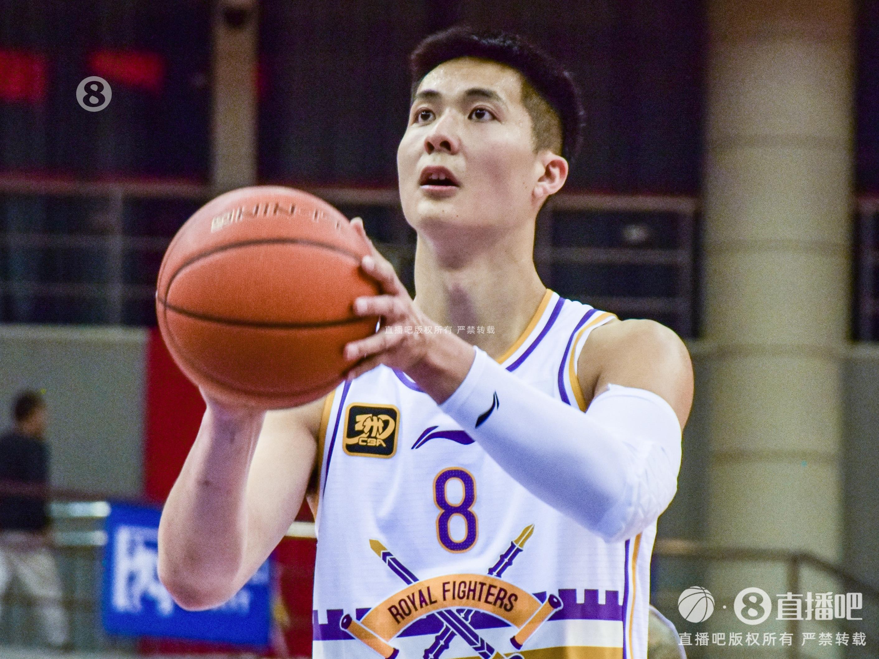 拼盡全力！朱松瑋11中9拿到22分4板6助 三分6中4